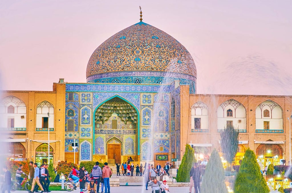 Sheikh Lotfollah Mosque In Isfahan