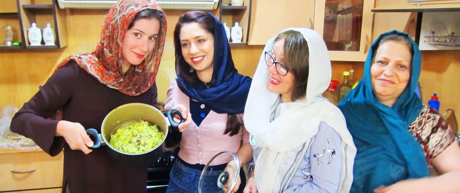 Iranian Hospitality Tour – One Day As A Local In Iran