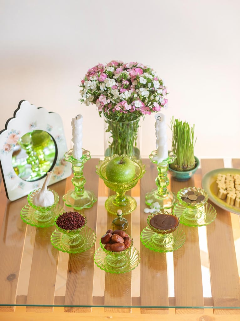 Nowruz (Norooz) – Iranian New Year 18 Haftsin Ideas Haft Seen Table Decorations