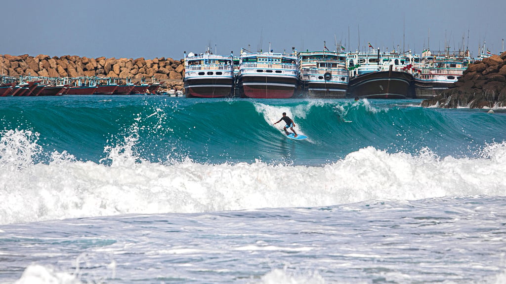 Chabahar Travel Guide 9 Iscover Chabahar’s Uncrowded Beaches, Ideal For An Unforgettable Surfing Experience.