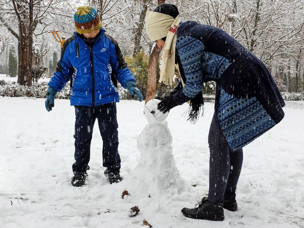 First Snow Of Winter Arrives In Tehran First Snow Of Winter Arrives In Tehran
