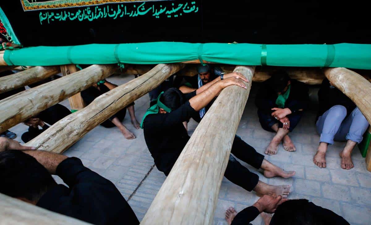 Nakhl Gardani Ceremony In Zarch And Ashkezar During Ashura, Yazd Nakhl Gardani Ceremony In Zarch And Ashkezar During Ashura, Yazd