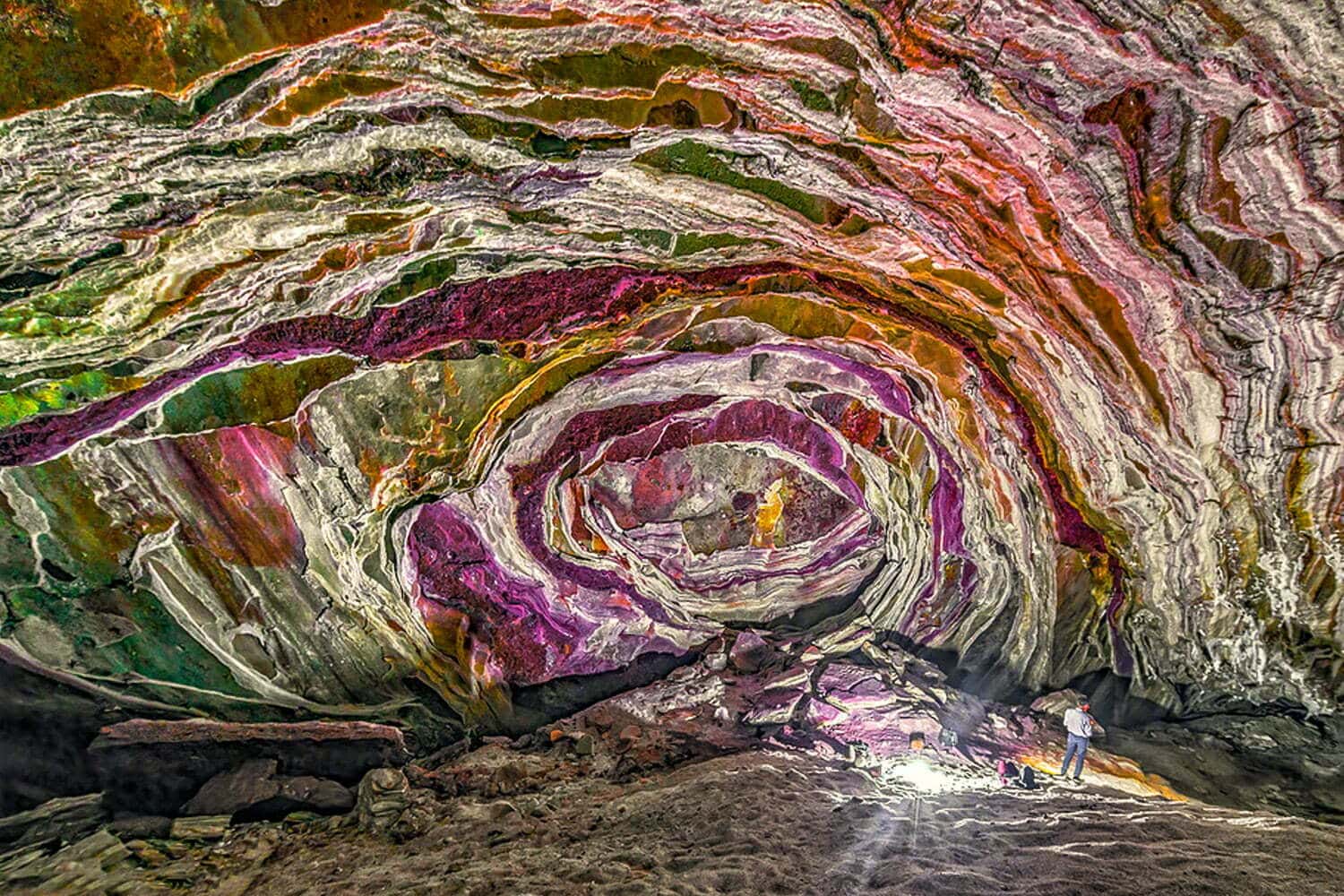Namakdan Salt Cave Namakdan Salt Cave