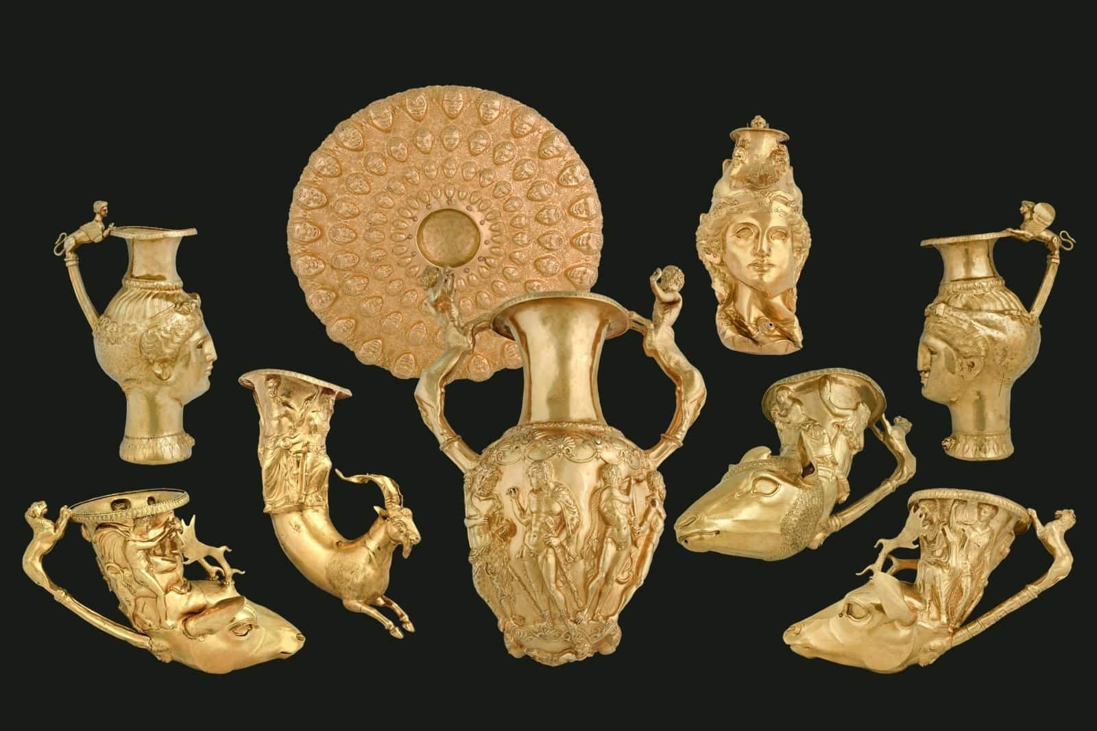 Panagyurishte Treasure, Gold, Bulgaria, About Bc. Photo © Todor Dimitrov, National Museum Of History, Bulgaria.