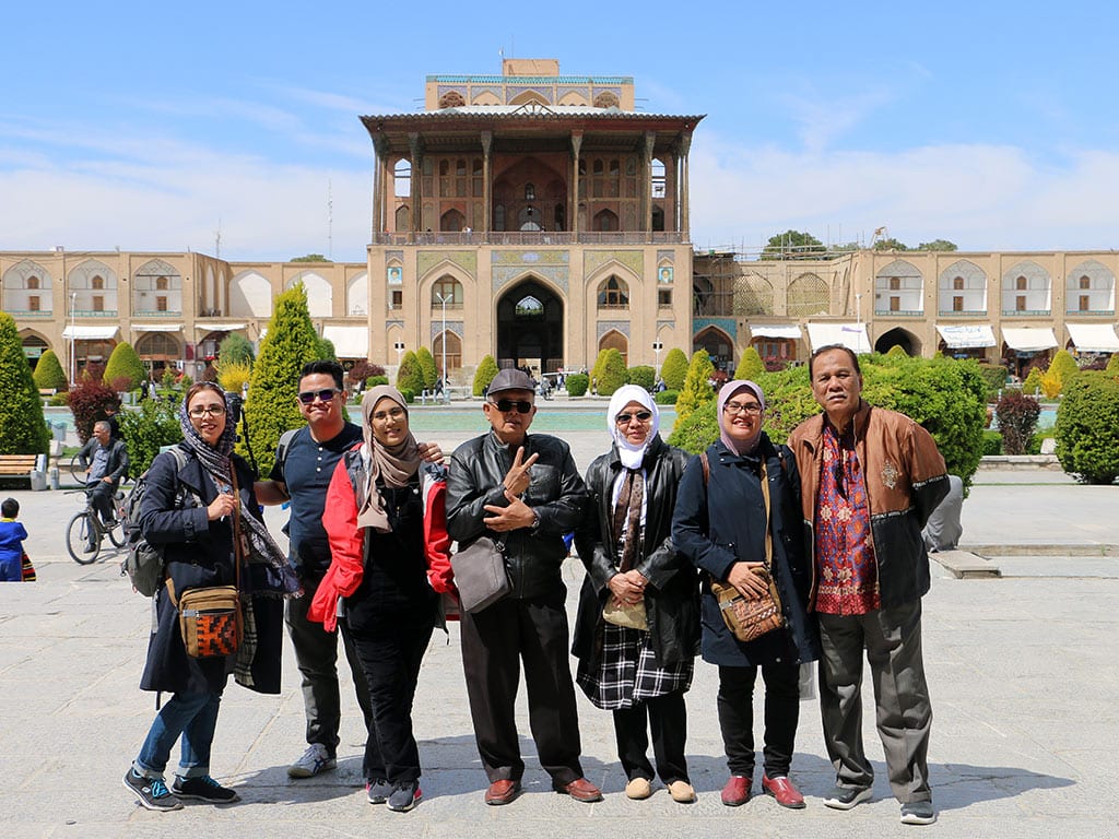Singaporeans Travel To Iran