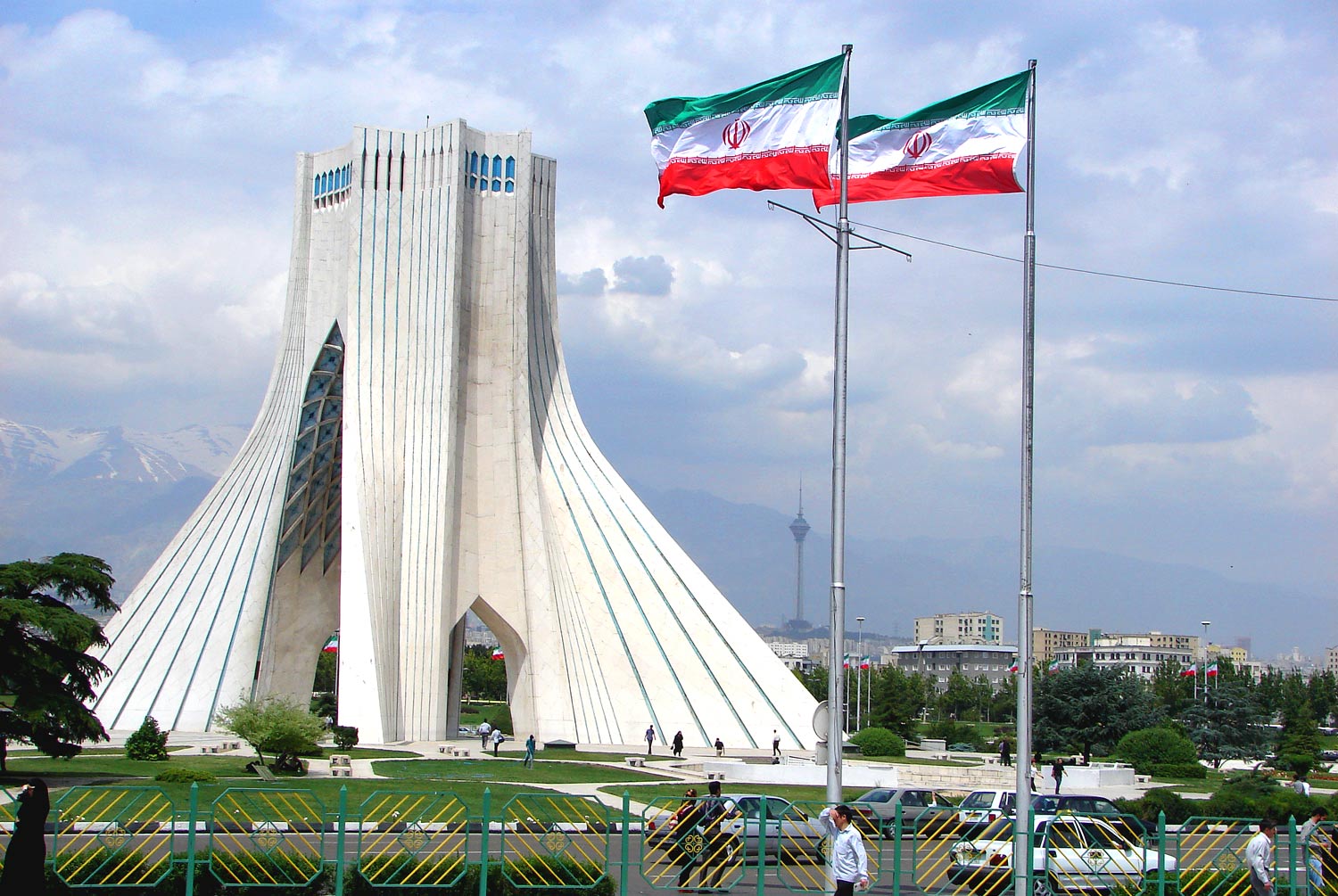 Pahlavi Dynasty: A Guide To Iran'S Modern History 17 Tehran Azadi Tower