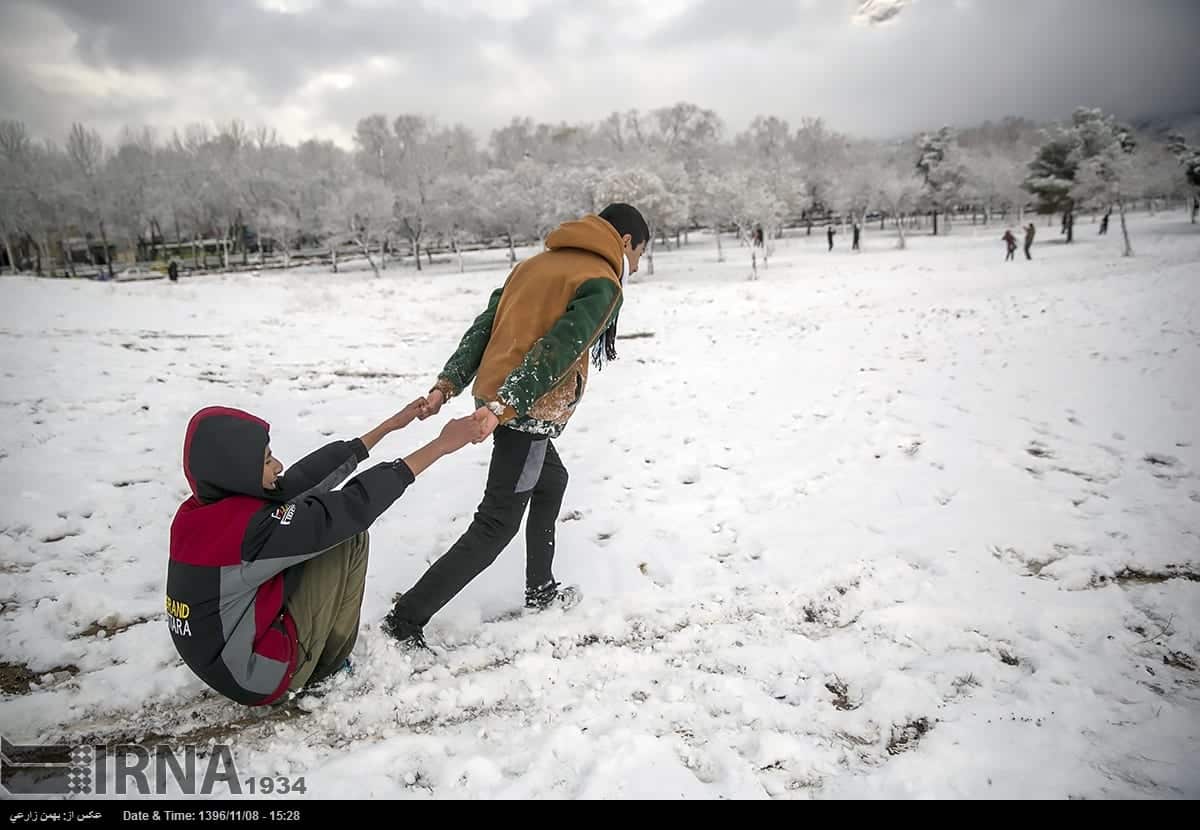 Tehran&Apos;S First Snowfall Of The Year Tehran&Apos;S First Snowfall Of The Year