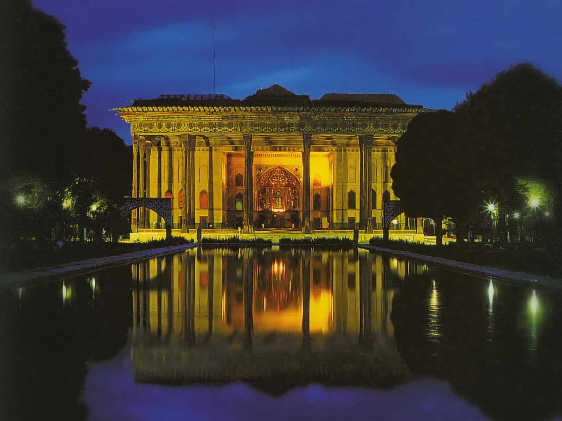 Chehel Sotoun Palace In Isfahan