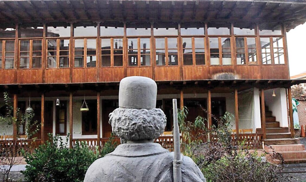 Mirza Kuchak Khaan House Mirza Kuchak Khaan House