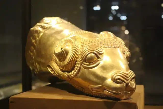 A Golden Rhyton Of Rams