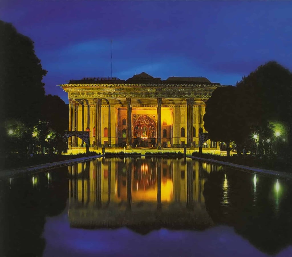 Isfahan Travel Guide Image