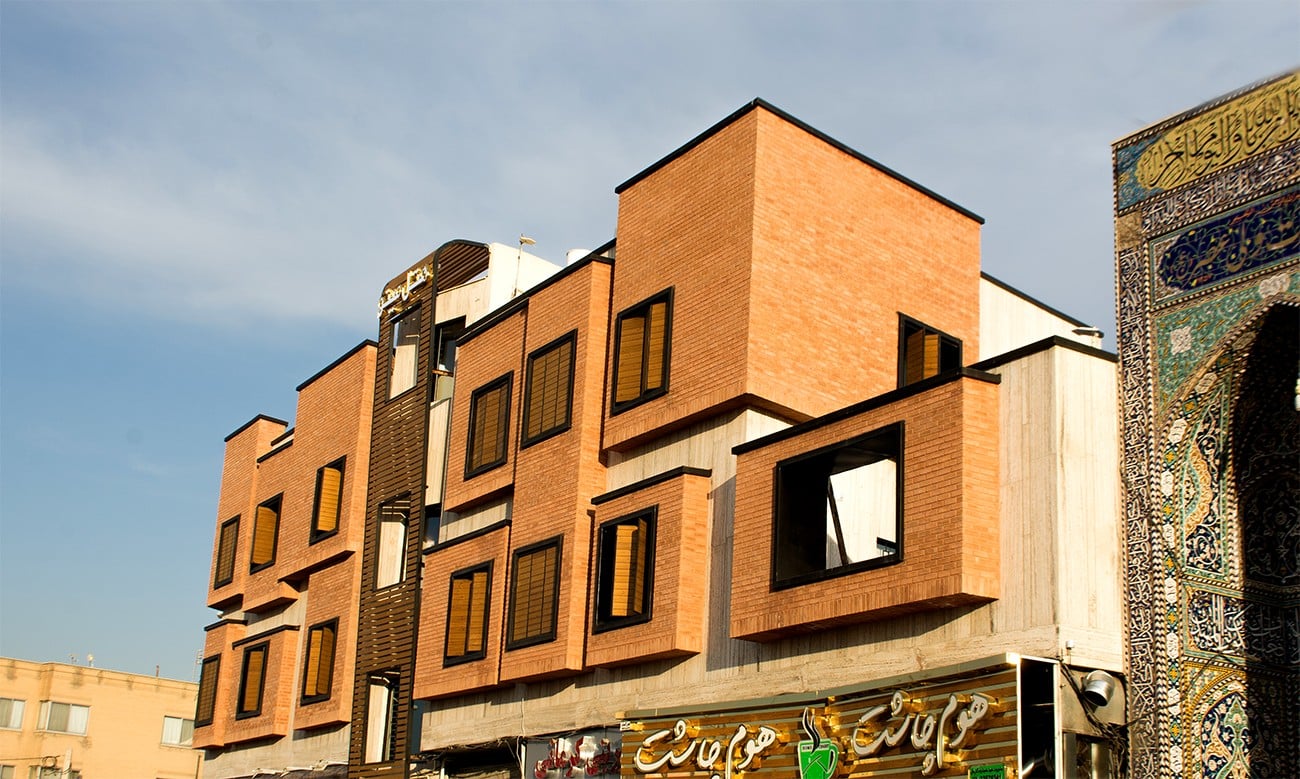 Qazvin Travel Guide Image