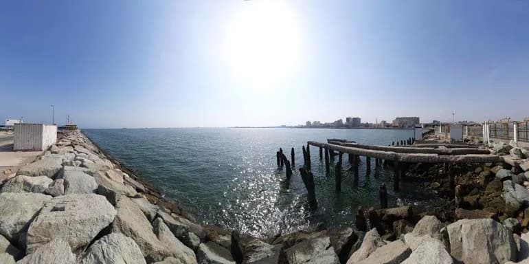 Bandar Abbas Travel Guide Image