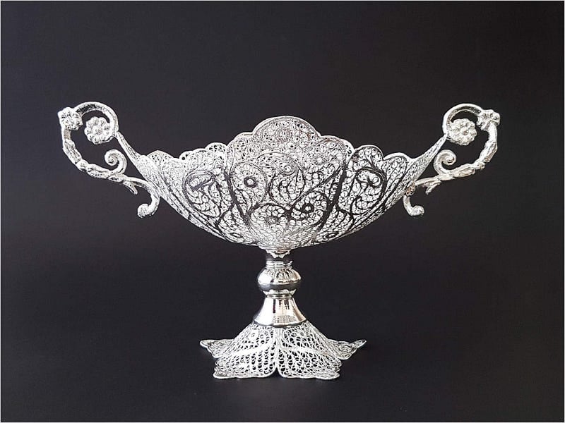 +10 Authentic Souvenirs From Isfahan Image
