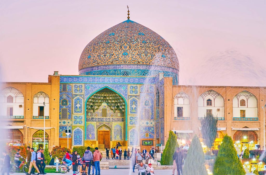 Sheikh Lotfollah Mosque In Isfahan Sheikh Lotfollah Mosque In Isfahan
