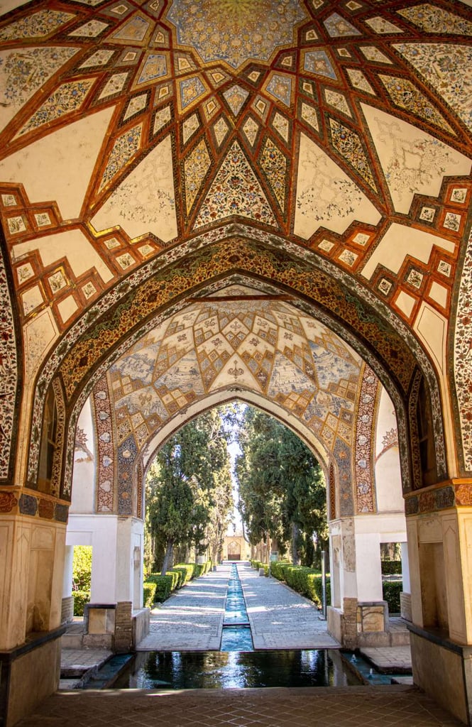 Fin Garden In Kashan By Serene Arches