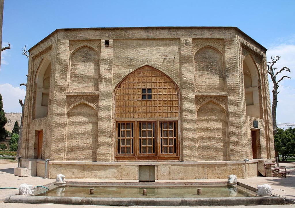 Kooshk Pavilion Of Jahan Nama Garden Kooshk Pavilion Of Jahan Nama Garden