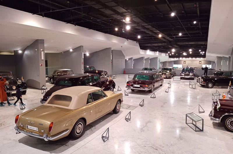Museum Of Historical Cars Of Iran