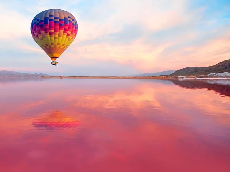 Balloon Flying Over Spectacular Maharlu Pink Lake Balloon Flying Over Spectacular Maharlu Pink Lake