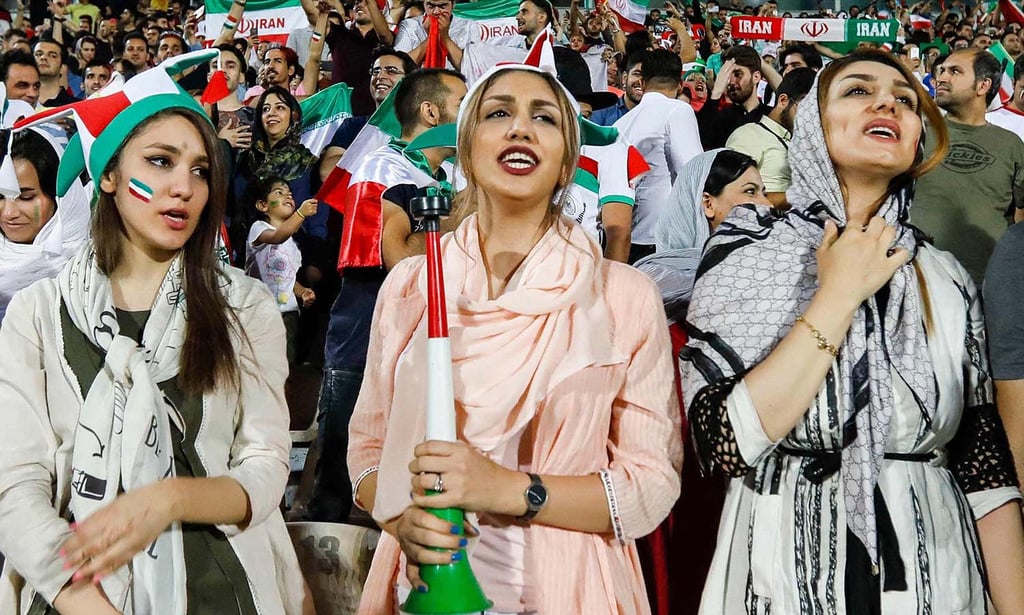 Iran Dress Code For Tourists Image