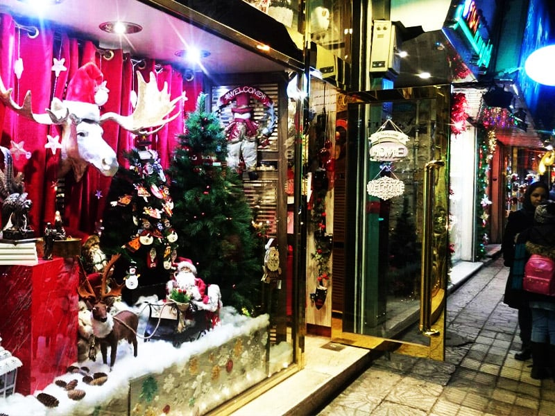 Christmas In Tehrans Armenian Districts Christmas In Tehrans Armenian Districts