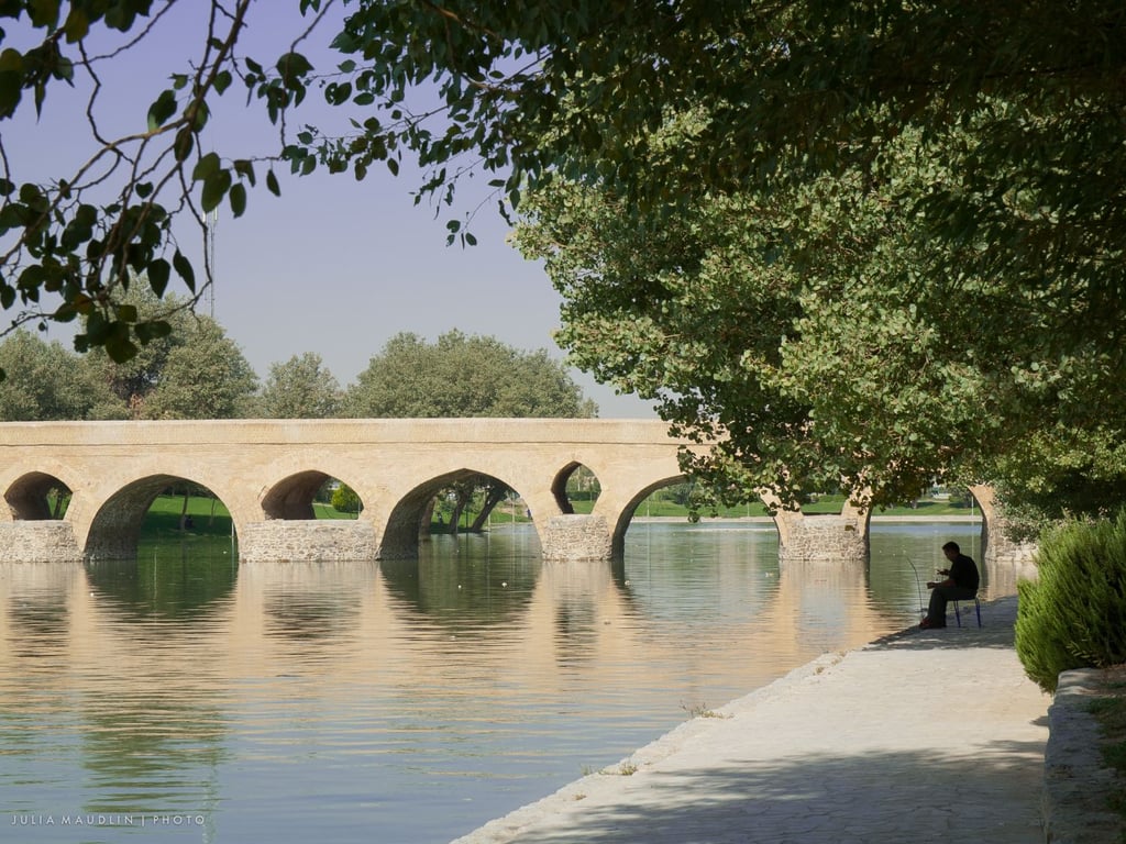 Shahrestan Bridge, Isfahan, Iran Shahrestan Bridge, Isfahan, Iran