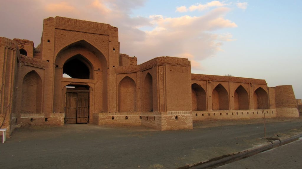 Zafaraniyeh Caravanserai Iran