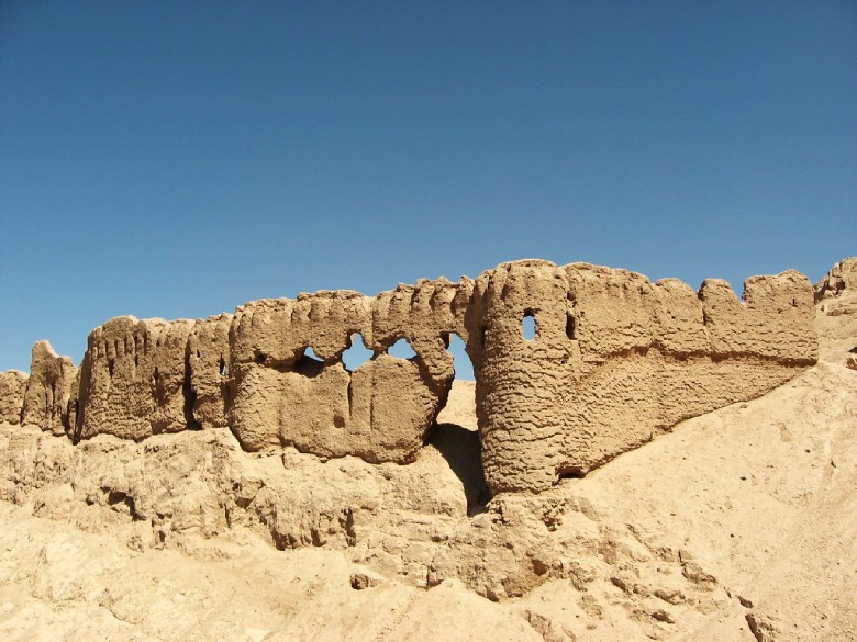The Ancient Daughter Castles of Kerman