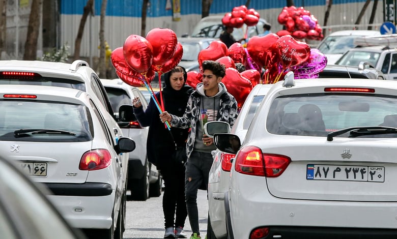 How Iranians Celebrate Valentine’s Day