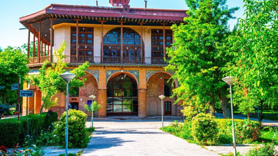Qazvin Chehel Sotun Palace