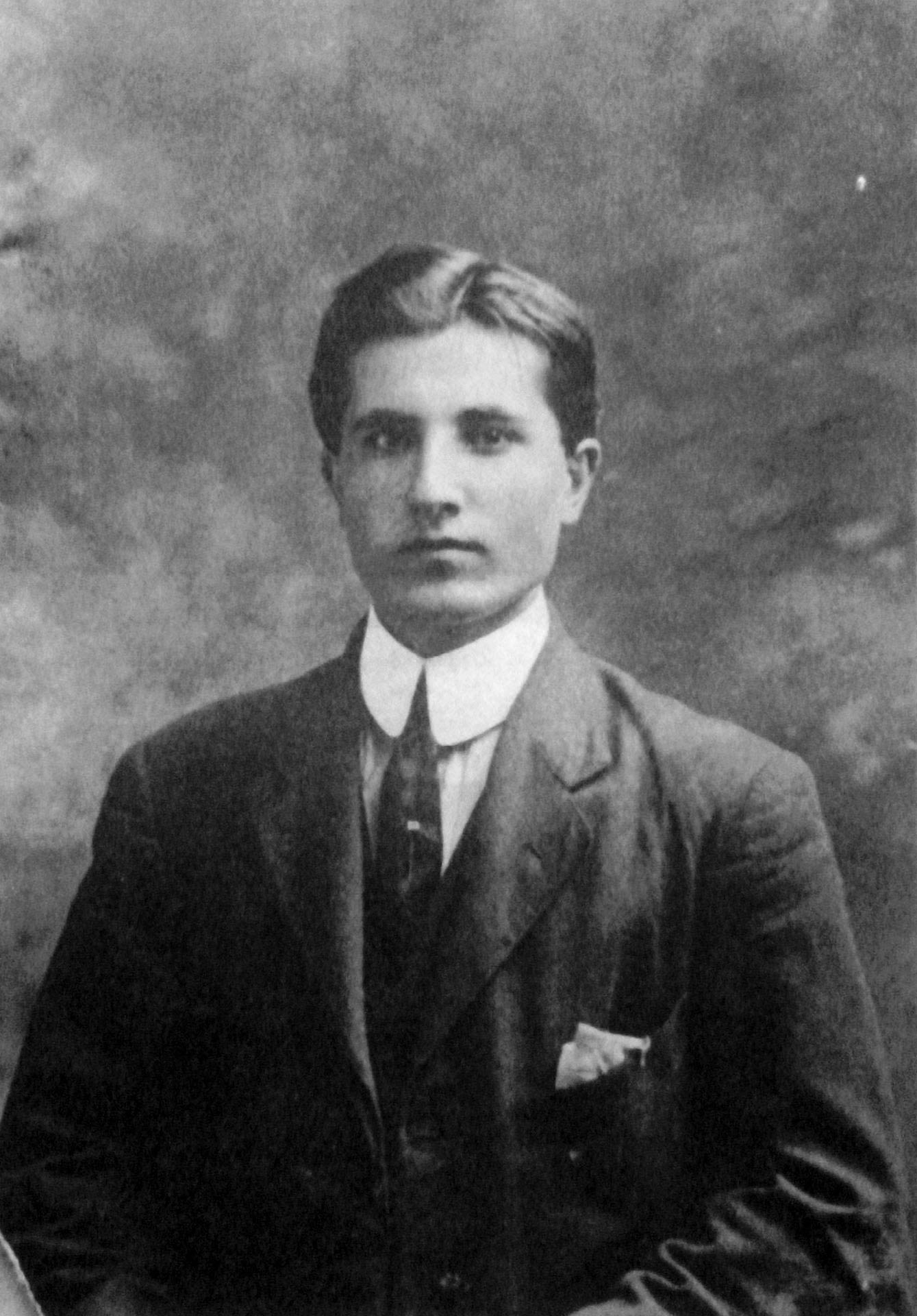 Howard Baskerville: An American Martyr In Iran Howard Baskerville: An American Martyr In Iran
