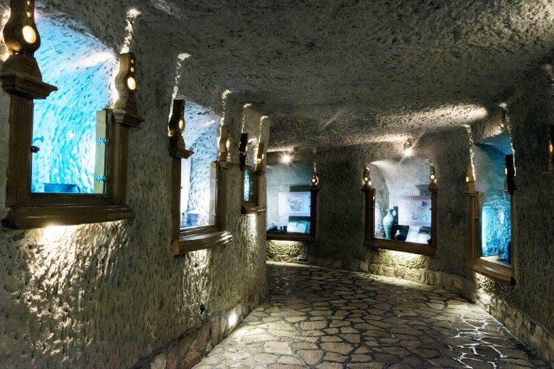 Kariz Underground City, Kish, Iran