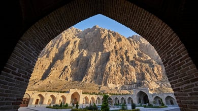 Bisotun Travel Guide 7 Bisotun, Kermanshah, Iran