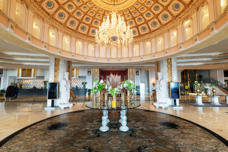 Espinas Palace Hotel Lobby