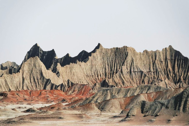 The Best Time To Visit Chabahar, The Port Of Wonders In Iran! 6 Martian Mountains Of Chabahar