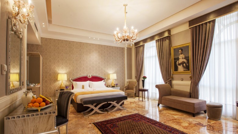 Rooms of Espinas Palace Hotel in Tehran