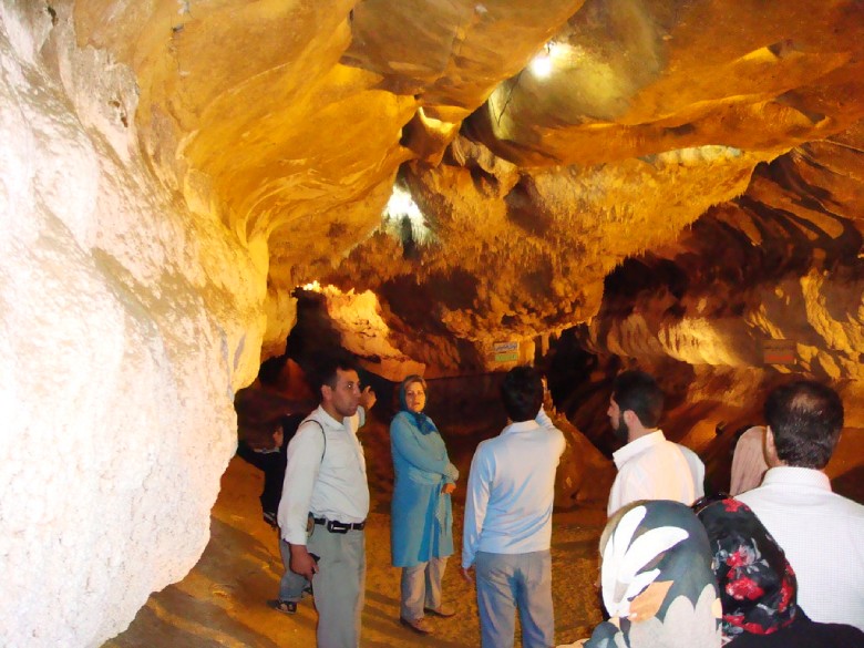 Visiting Katalehkhor Cave in Zanjan