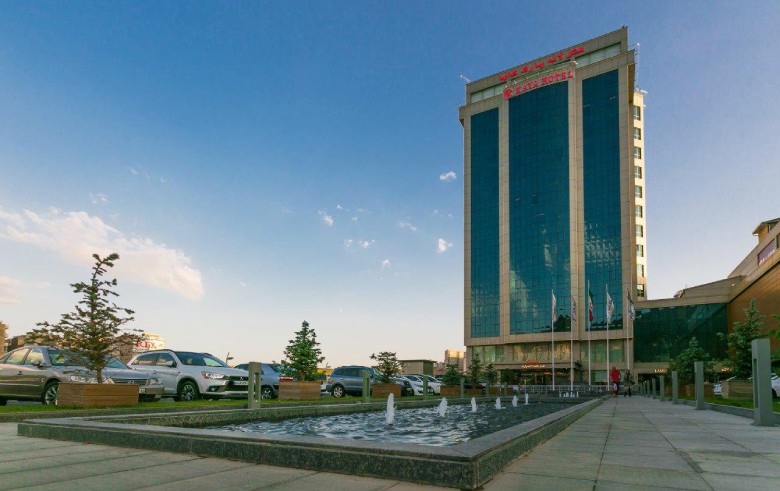 Best Time To Visit Tabriz: A Comprehensive Seasonal Guide 14 Laleh Park Hotel Tabriz