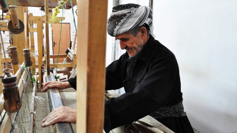 Best Time To Visit Kurdistan And Oraman 4 Jajim Weaving, Kurdistan