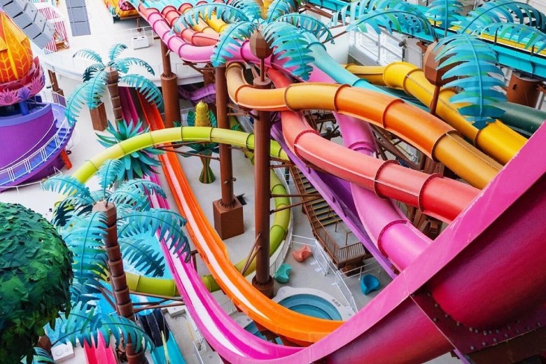 Water Waves Land In Mashhad: An Exciting Water Adventure 2 Water Waves Land Park, Mashhad
