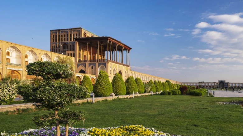 Best Time To Visit Isfahan: A Complete Guide For Travelers 2 Isfahan In Spring