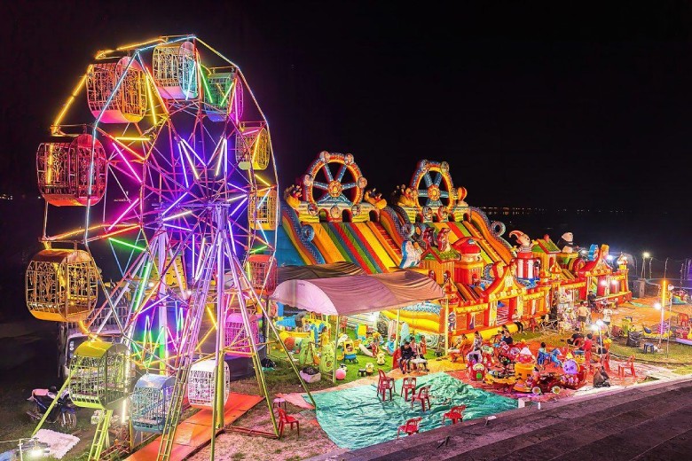 The 20 Best Isfahan'S Nighttime Attractions 10 Malek Shahr Amusement Park