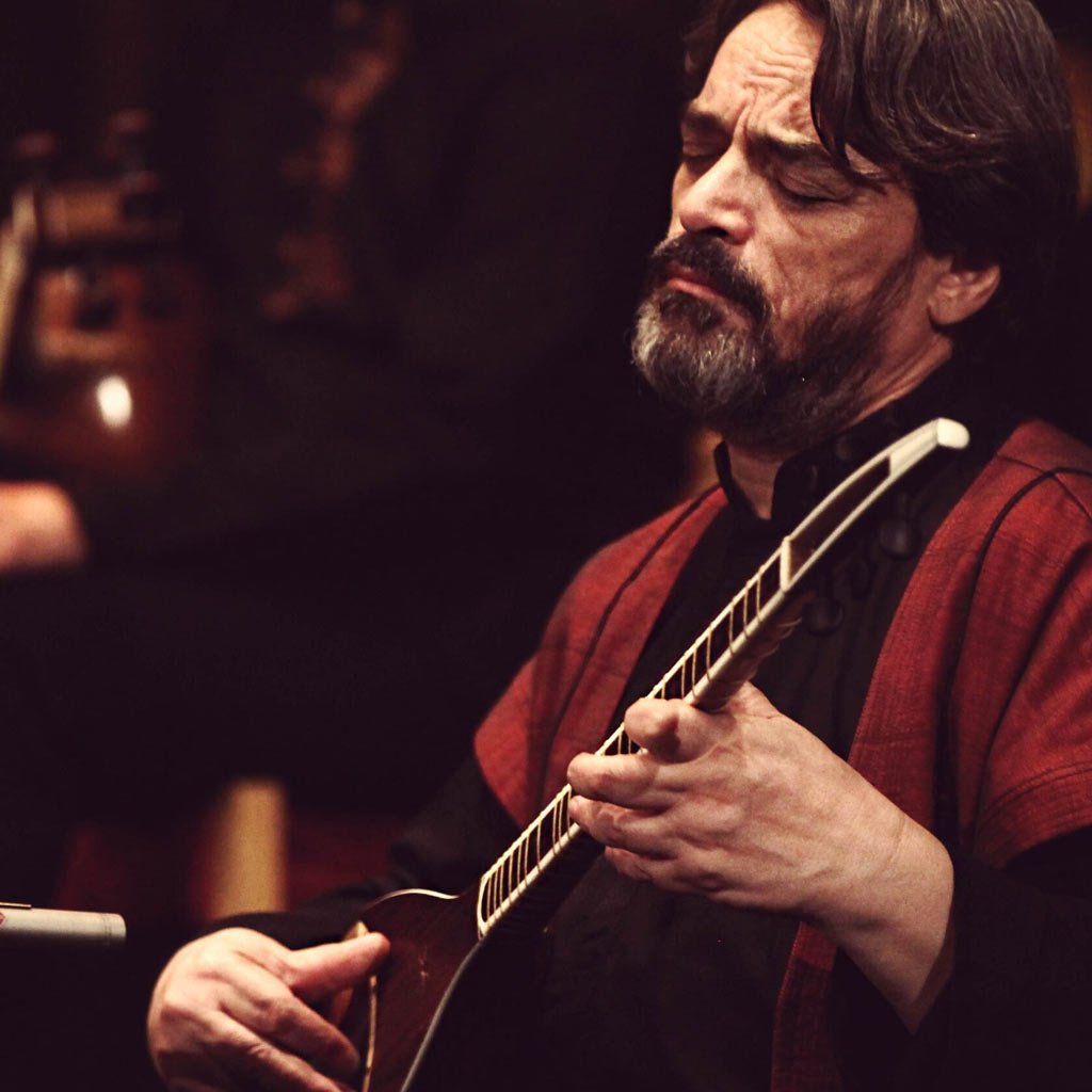 Music And Dance In Iran: A Journey Through Culture And Heritage 10 Renowned Iranian Musician Hossein Alizadeh Playing The Tar, Showcasing Persian Classical Music.