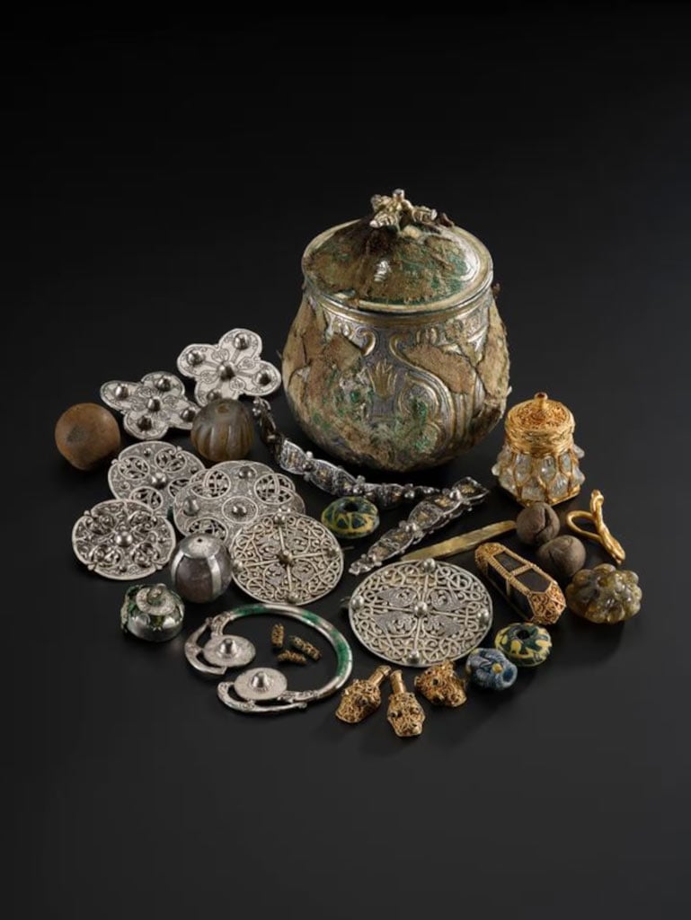 The Vikings In Persia: Evidence Of Sassanid Contact 2 The Galloway Hoard And The Discovered Items
