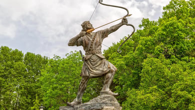 Iranian Folklore: Myths, Legends, And Cultural Narratives 21 Aresh The Archer Statue