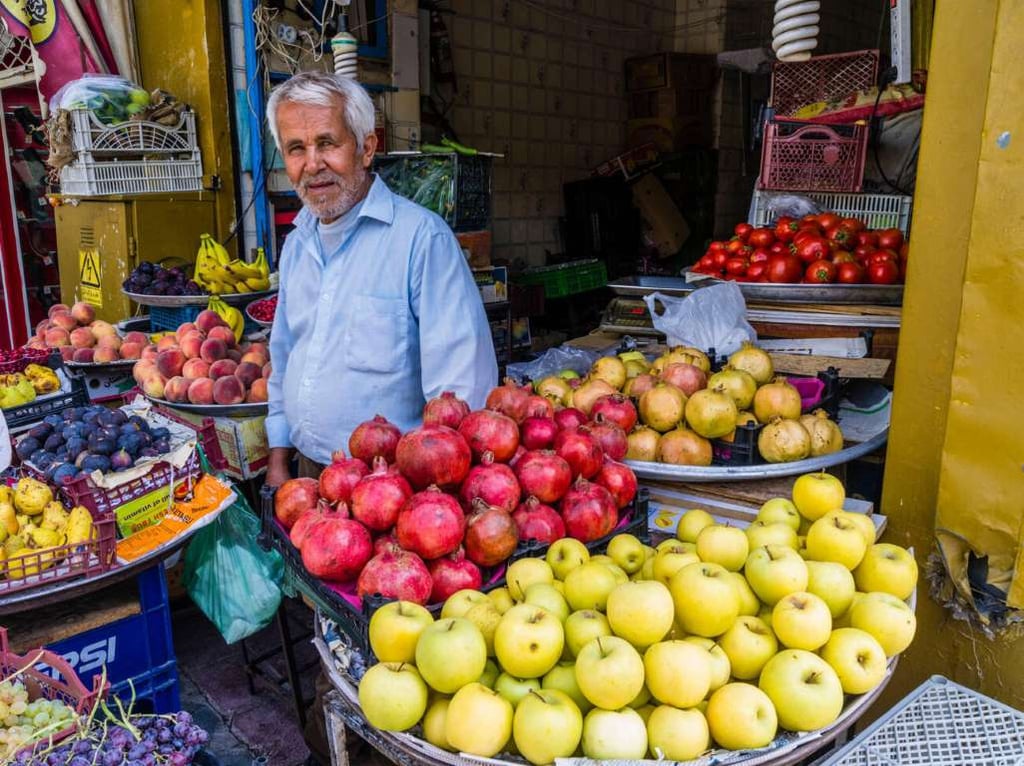 The Pomegranate In Iran: A Symbol Of Life, Faith, And Art 13 Pomegranate In Iran