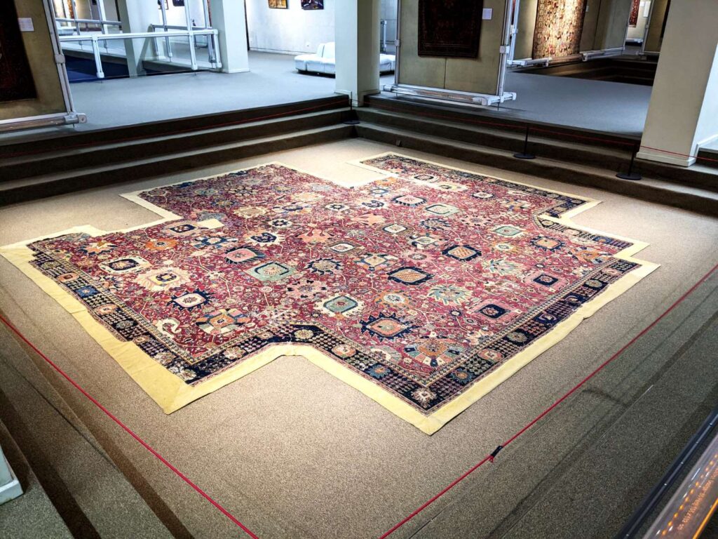 The Carpet Museum Of Iran: All You Need To Know 6 The Carpet Museum Of Iran