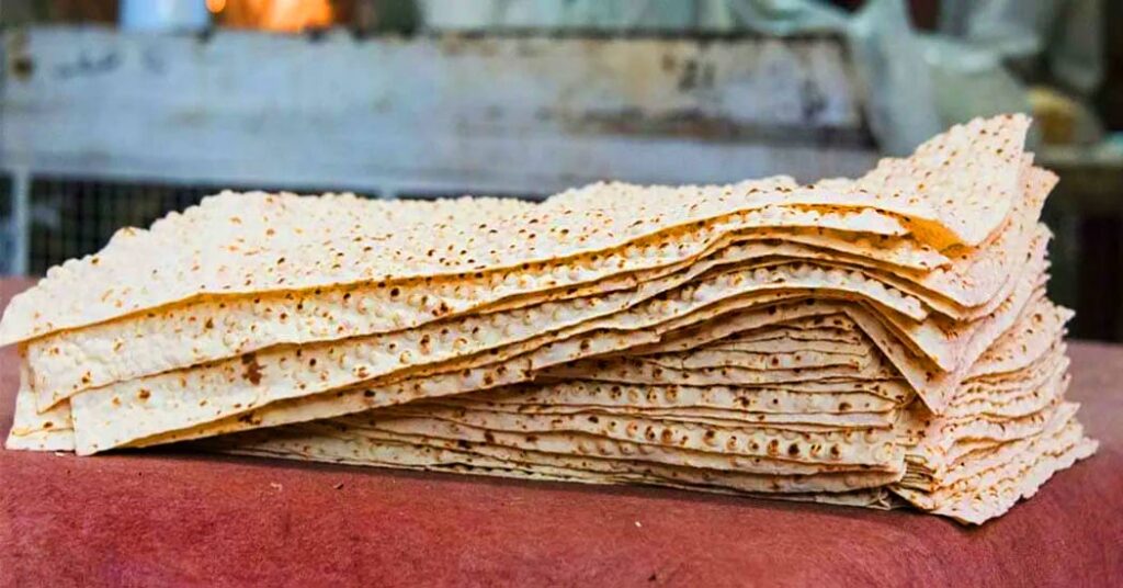 18 Popular Types Of Iranian Bread You Must Try 3 Thin And Soft Lavash Bread, A Versatile Staple In Iranian Cuisine, Perfect For Wraps, Sandwiches, Or Served Alongside Persian Dishes.