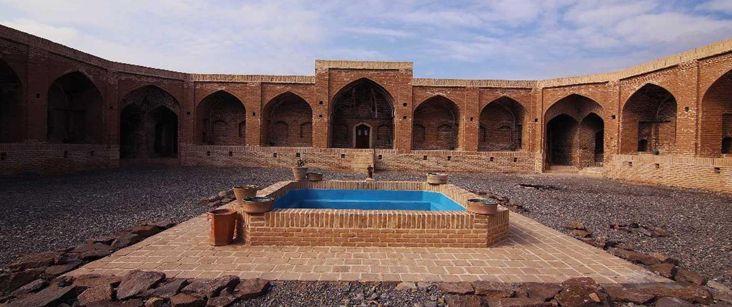 Caravanserai Surfiran Caravanserai Surfiran