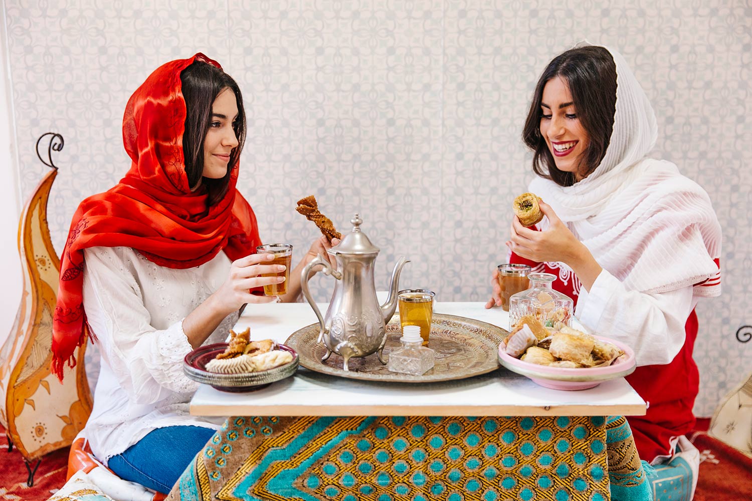 Drinks You Should Try When Traveling To Iran Drinks You Should Try When Traveling To Iran